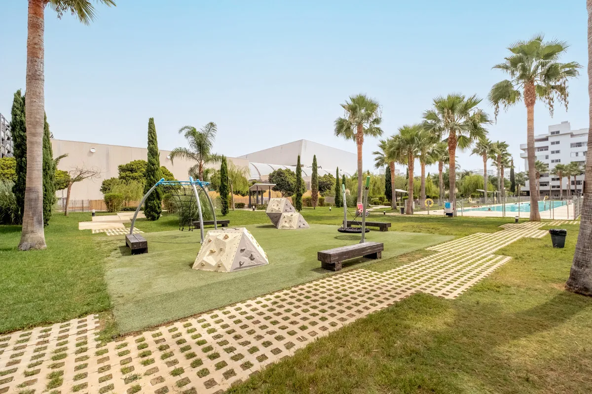 1849362a-fa92-4180-bc06-79dcad352945