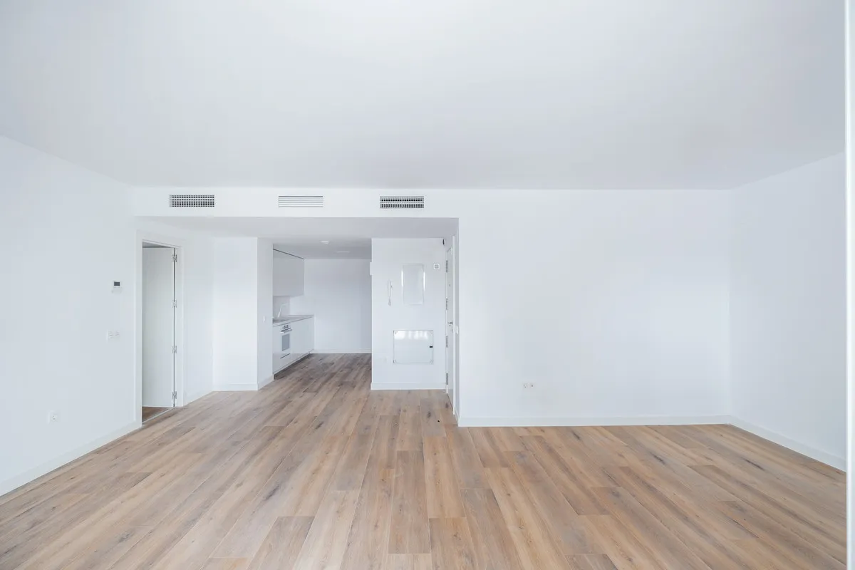 633e27ce-22ad-4099-ac91-947916f4bf4e