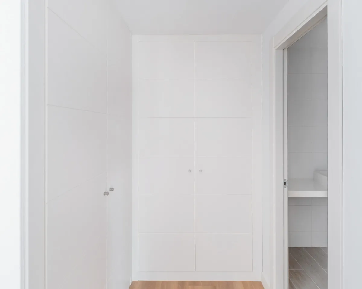 930a434b-56de-442b-9693-004af078c45f