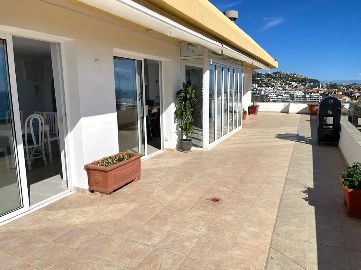 3b82b097-6e20-4bdf-93c9-93c733f4dc7c