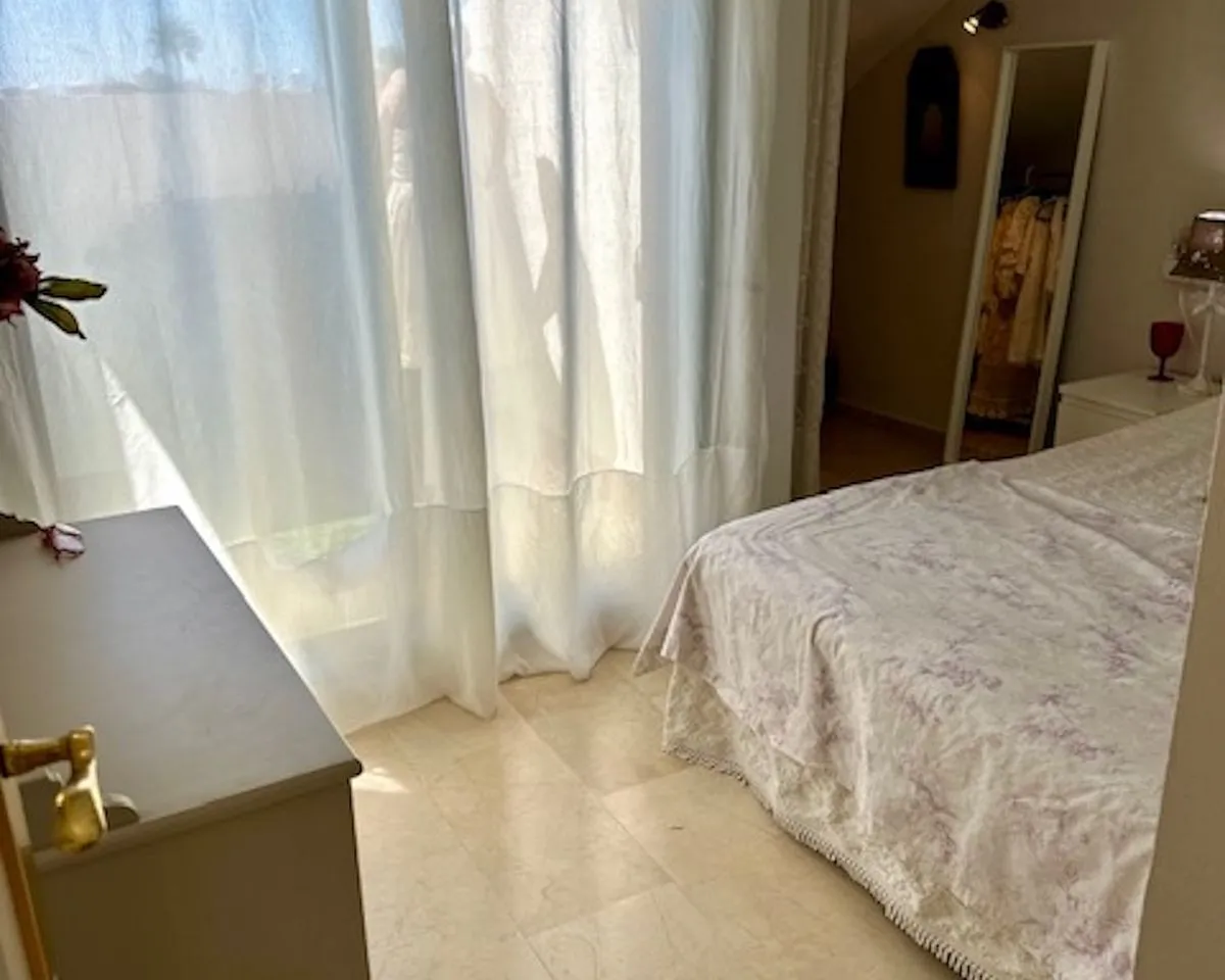 0909032c-b474-48f3-8d82-70416a49a76b