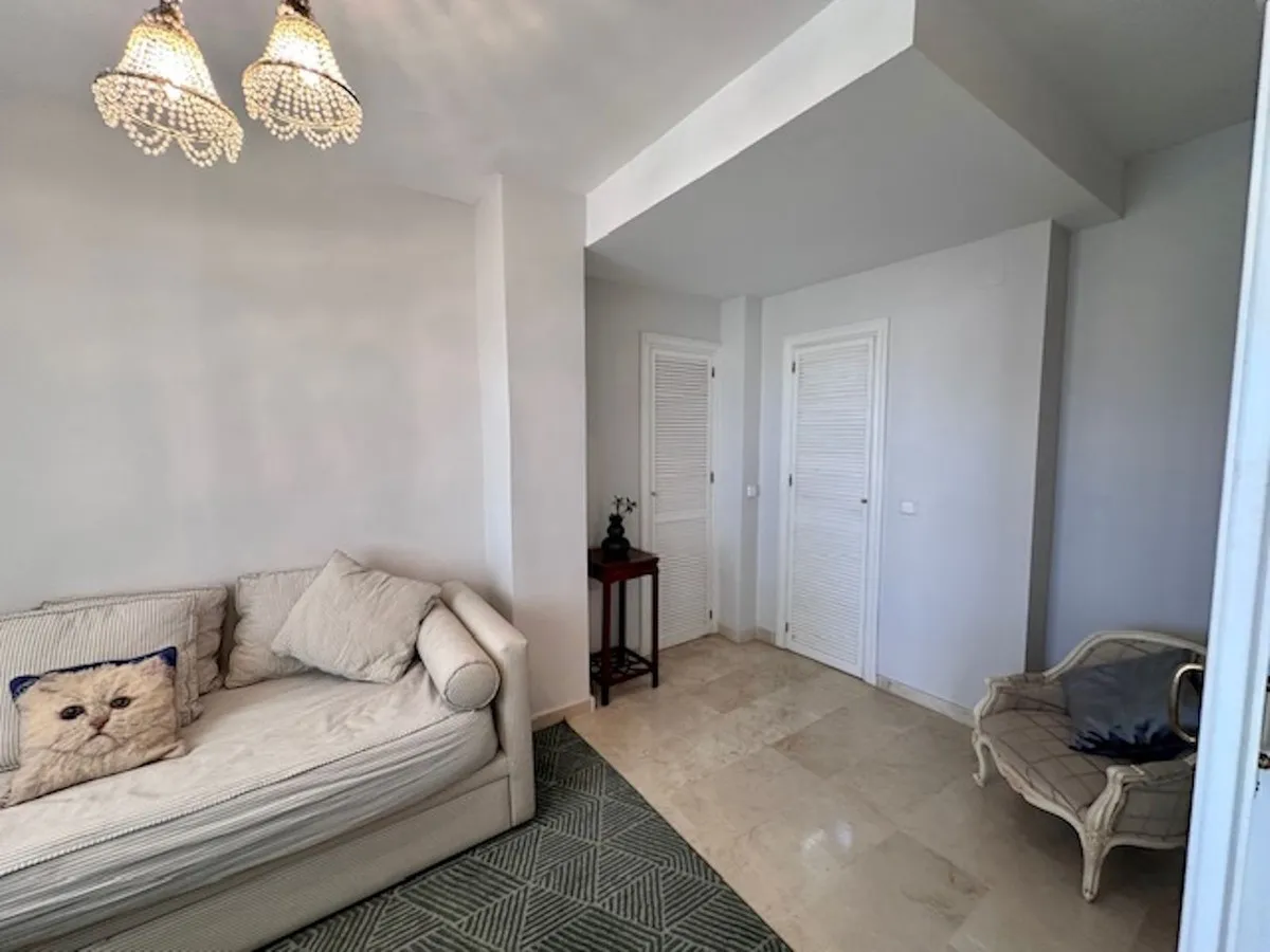 0f02bfc9-7385-4b78-8043-6d6696bfe8d9