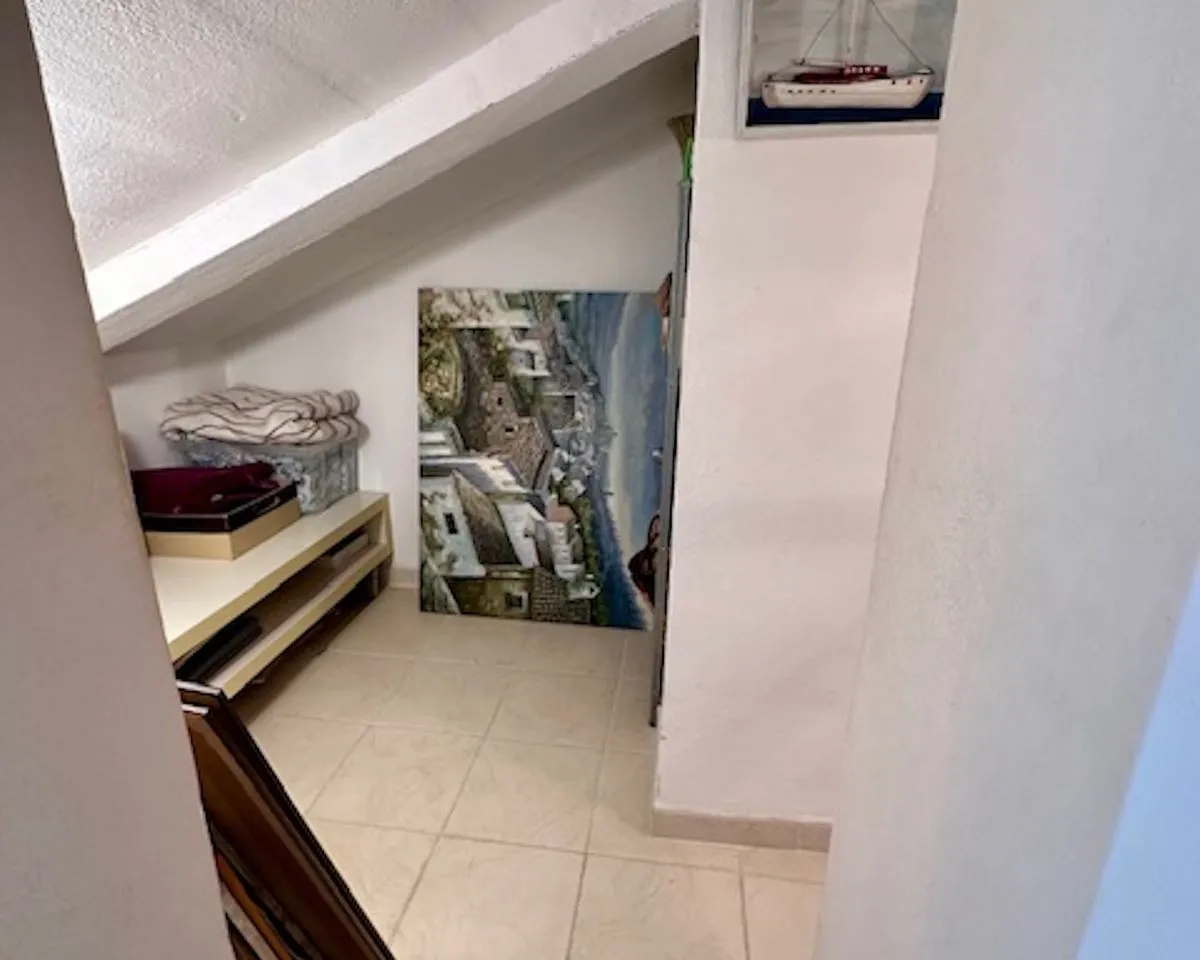 2c801f89-f4ed-48f6-8461-babf3bfe47d9