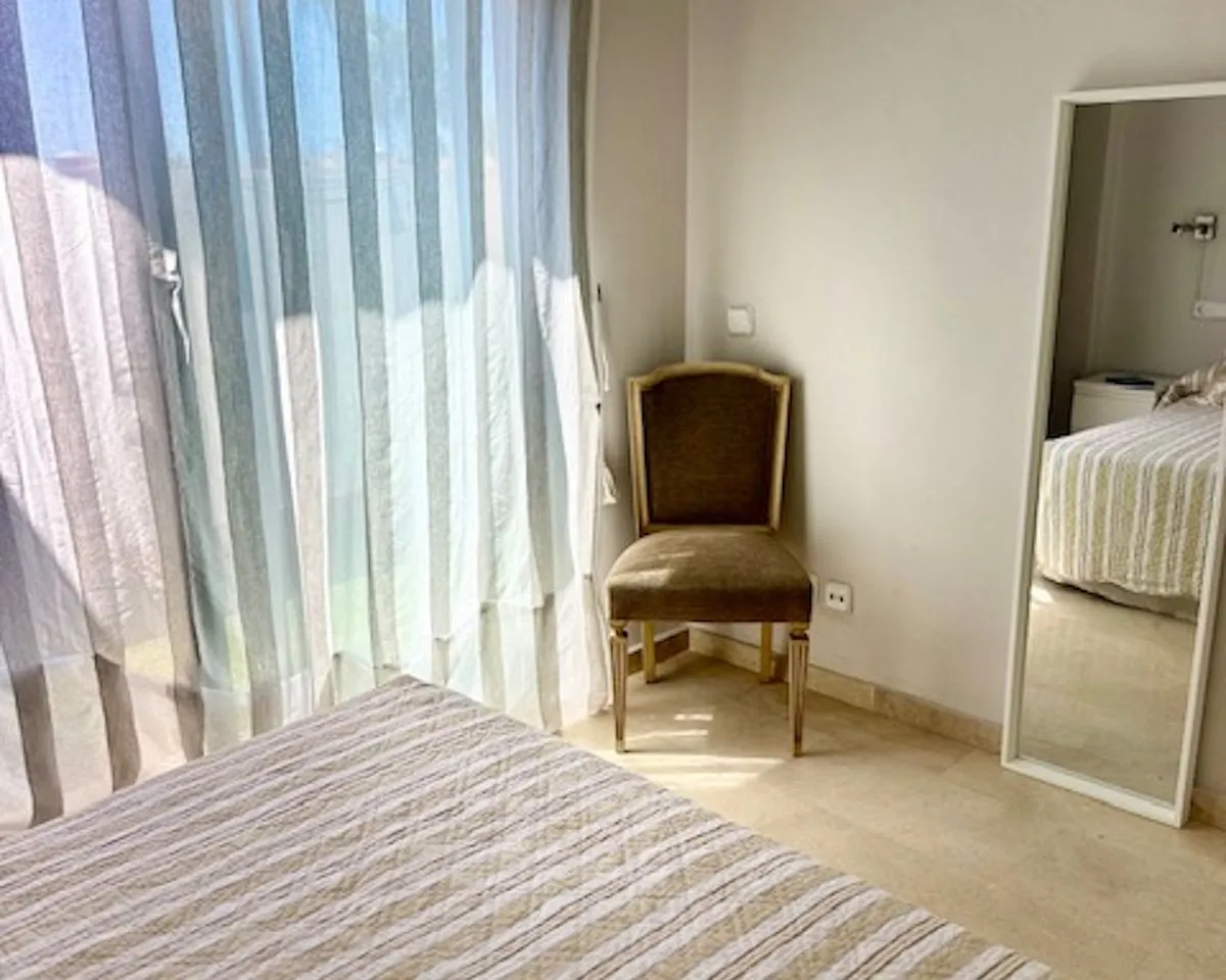 7abf66f1-e144-45ff-9b2b-2af27e285658