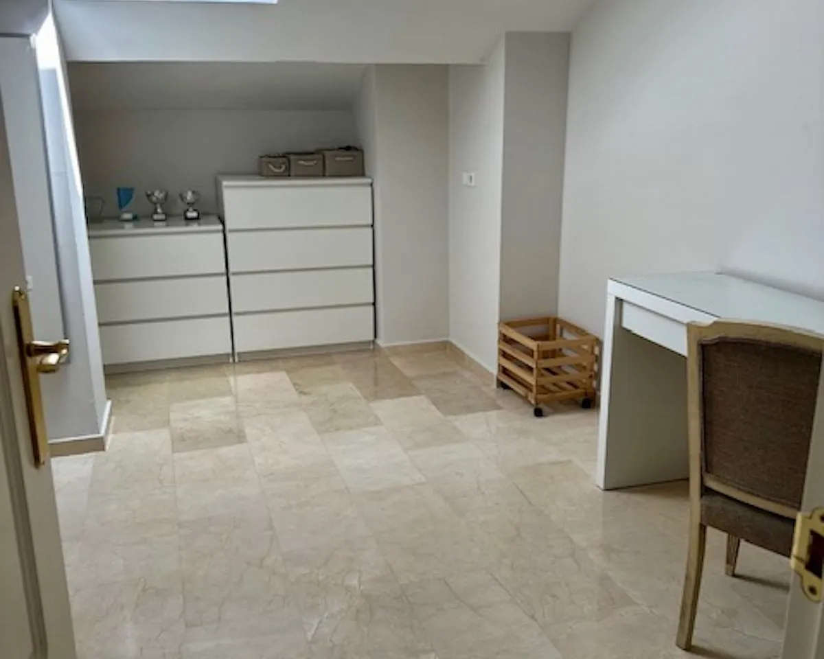 893fee81-c0f4-4584-af48-7d7532c96aa5