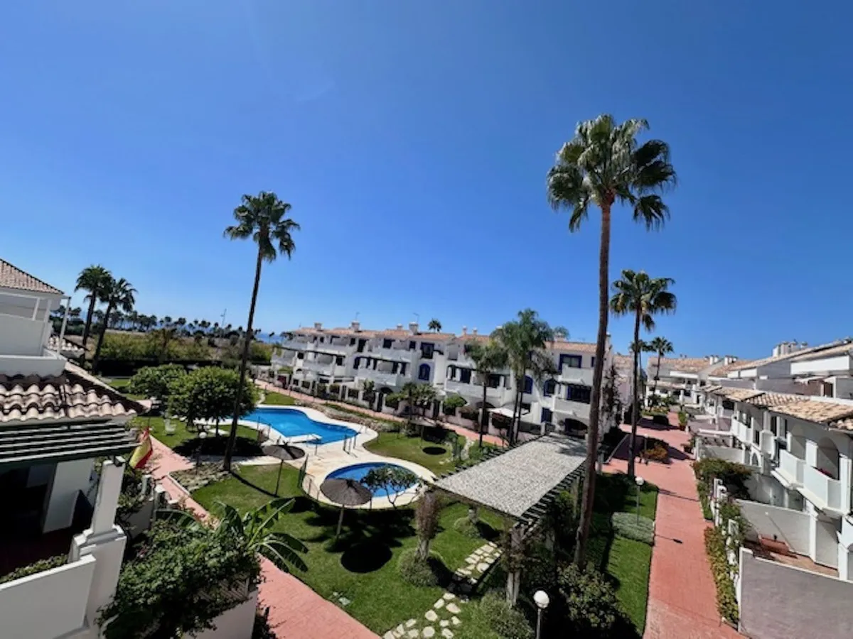 aa70c9dd-1fde-4d0f-81eb-185aa2ff14e6