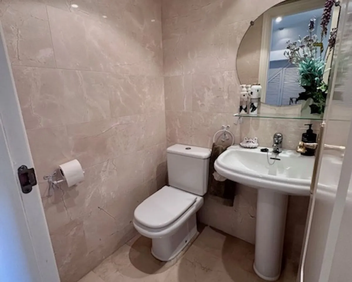 d35e950d-512a-4da2-9034-17f801c67ca2