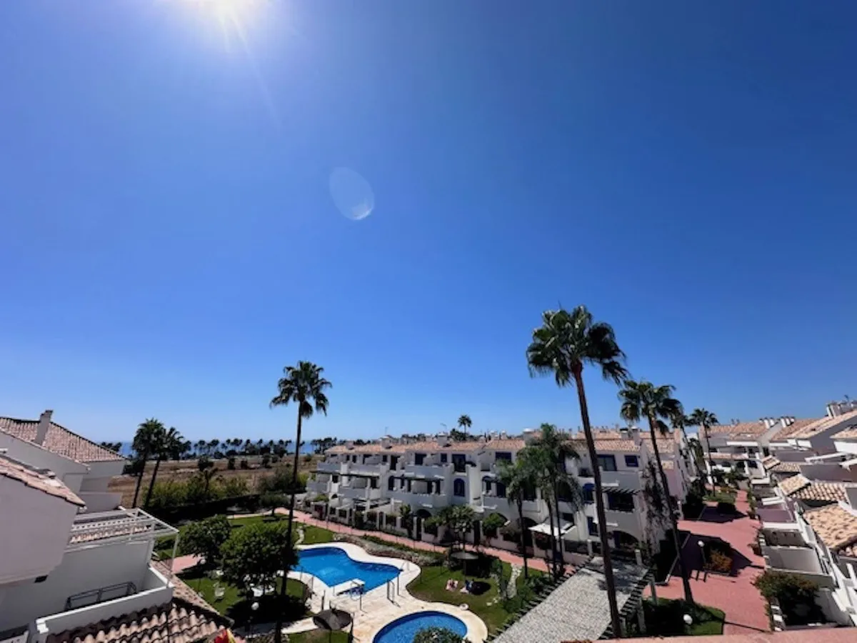 effe4a13-f8f6-4111-a705-56091128a157