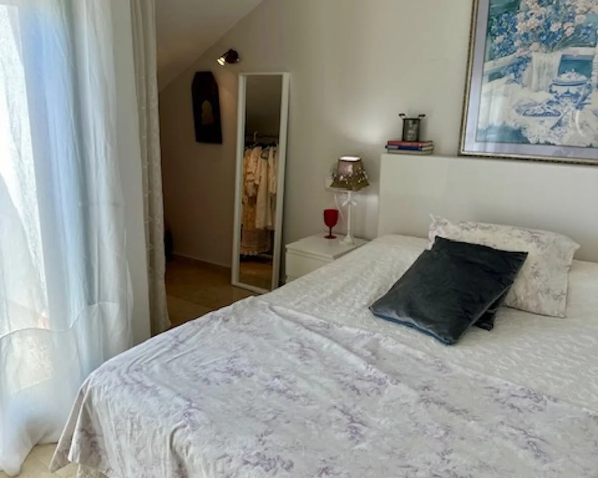 fa8a7a28-e162-4ea8-832f-97a6f719e899