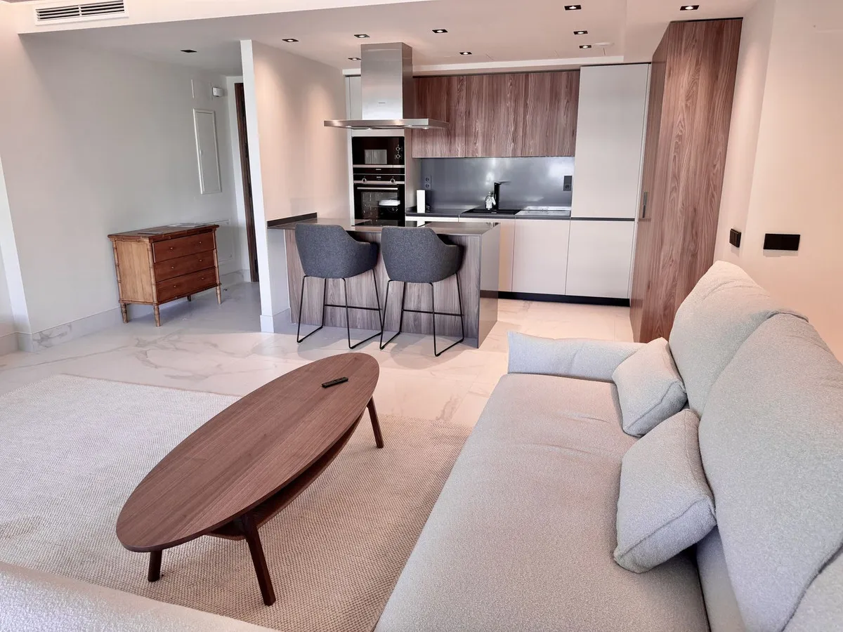 c3672b57-d0da-49e8-a6b1-0487f0e59bb6