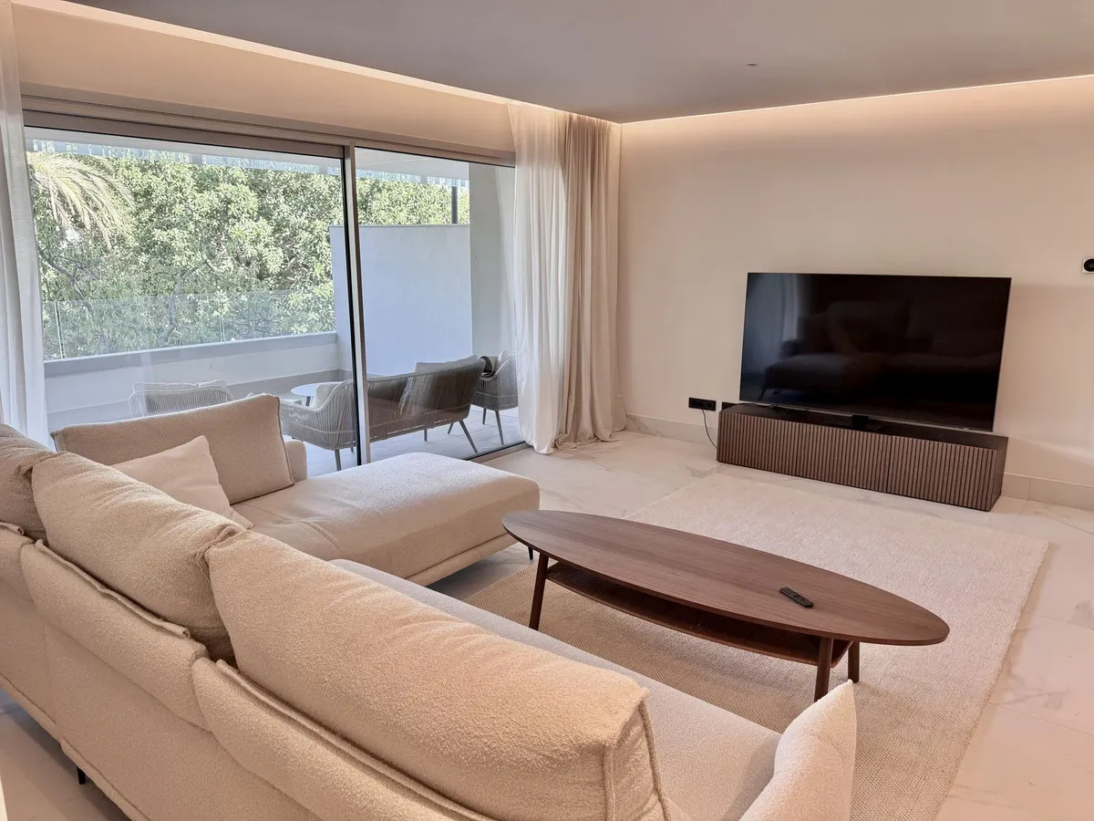 caf65d1a-8307-40dd-83ab-b66f3acc209a