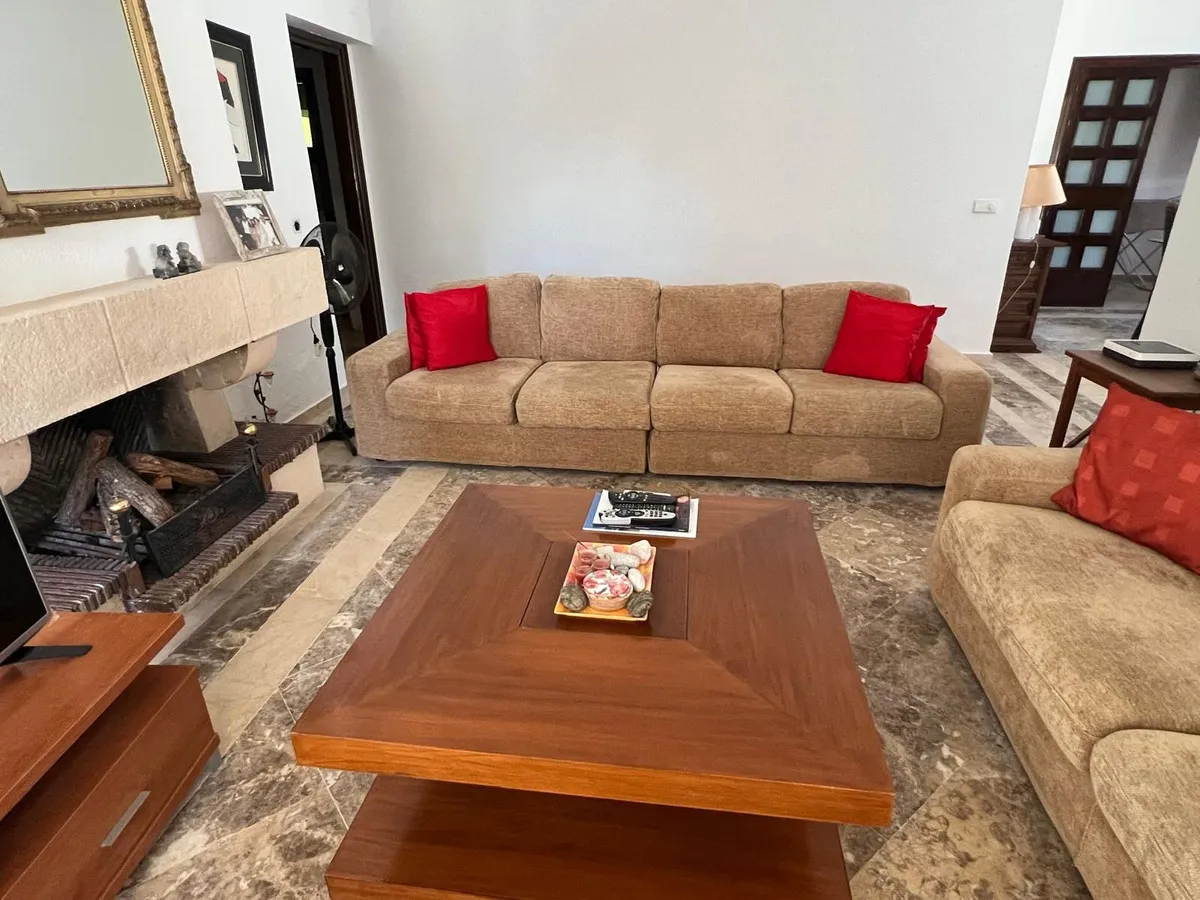 61c37d88-ad04-471d-a267-6e8399ec8db4