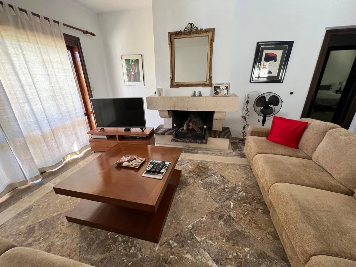 f85a2e72-6d6d-4fa2-9adf-3fb11bd9aaac