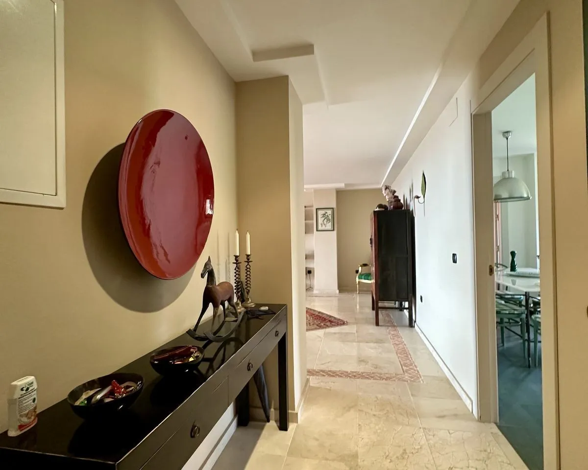 7352d5e0-db9c-44dd-b8c9-6bc35d03de3d