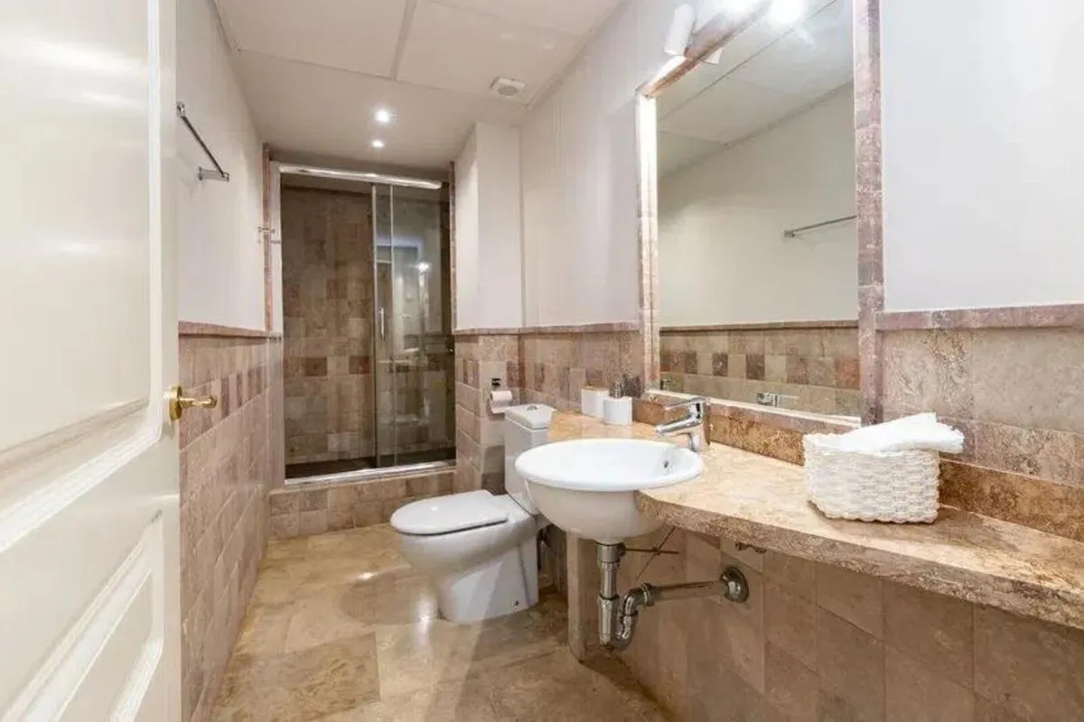 8e3904d9-5d42-4522-98e0-51a528a1b1be