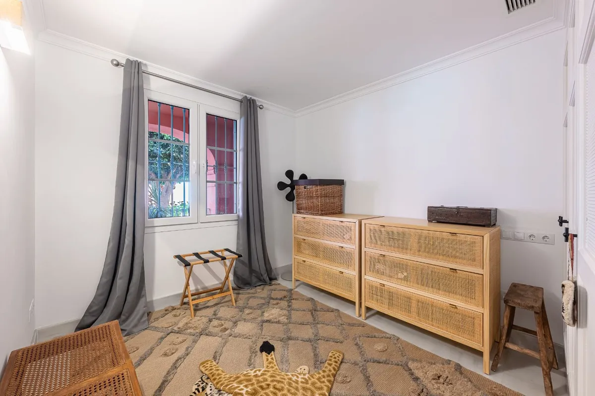 1996226e-930a-495e-b7b2-0386c1161732