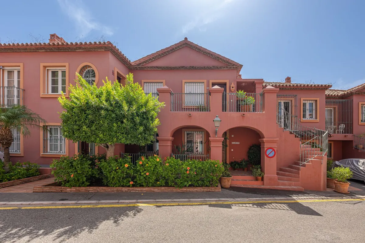 e90c4130-8f80-4f45-a005-a48279009138