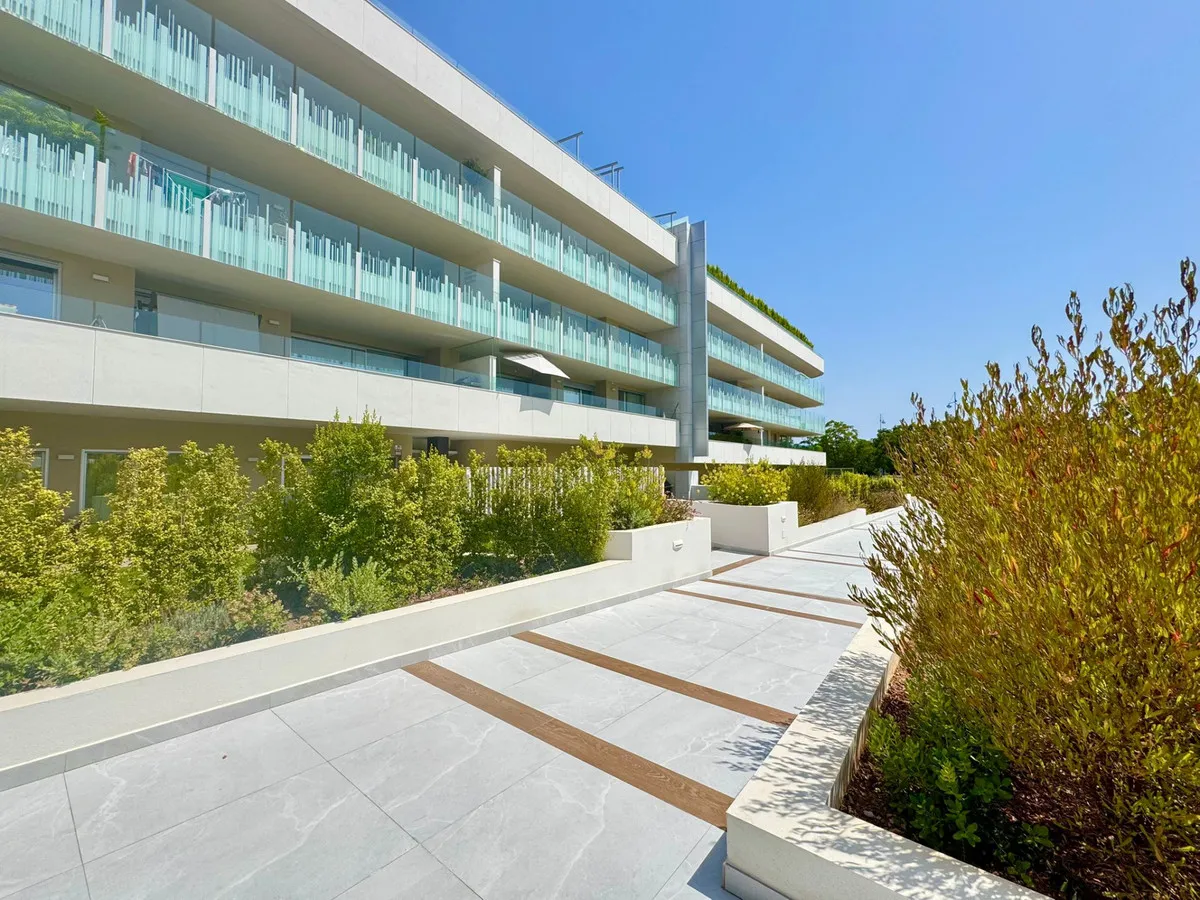 74deb635-346f-4010-9334-13a34c8b6ec8