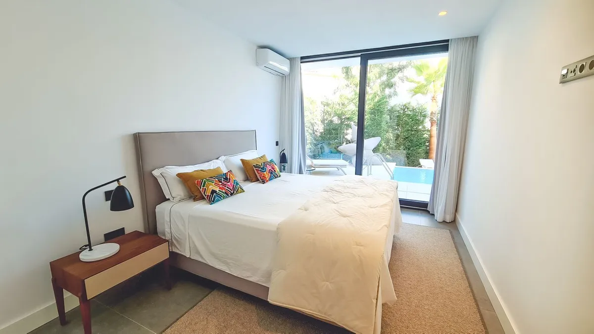 53c65e0e-6493-4271-8cf5-6fd588b699fc