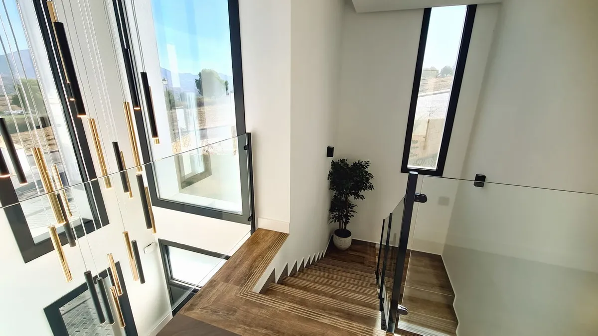 61576d45-83ba-485d-a5f5-e9574f02c361