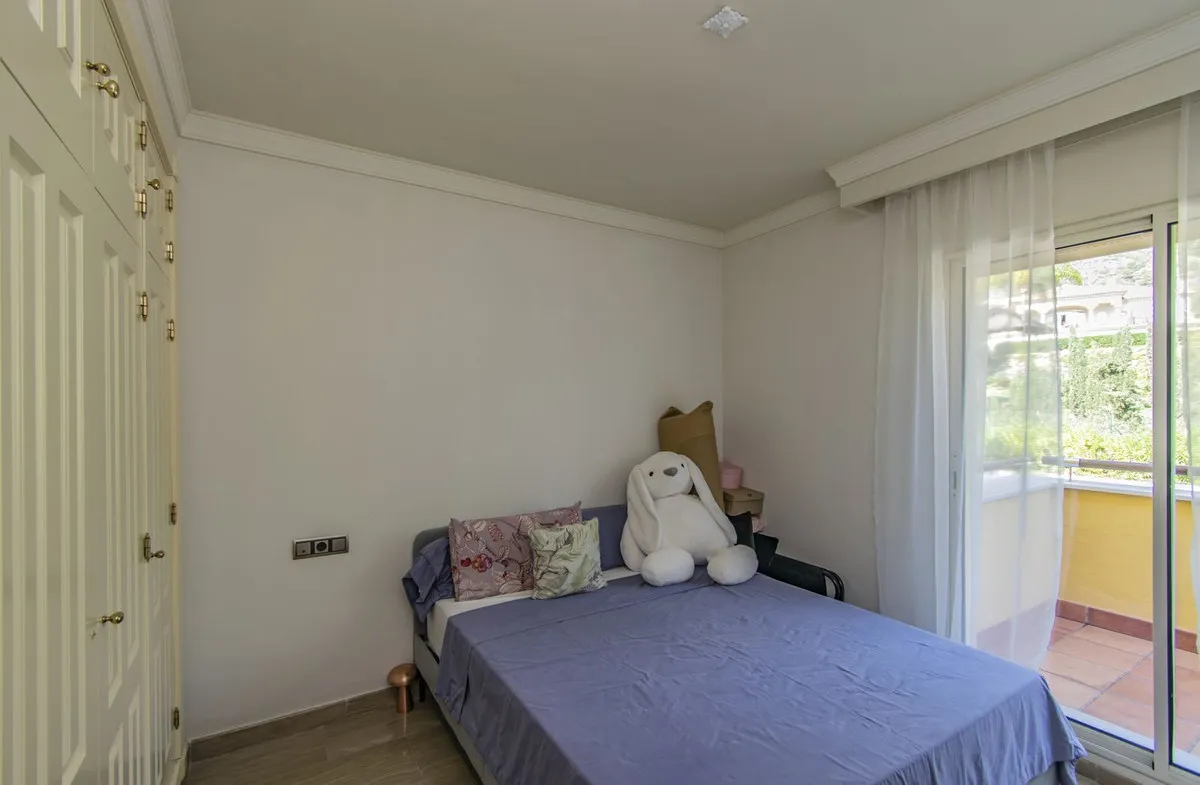 5a0b7d1a-4c7e-45b5-bd4d-0e08dcd3b600