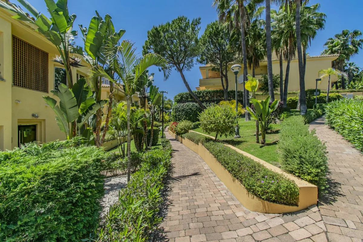 6745048f-eb1d-4d0f-9f94-9fe42171681a