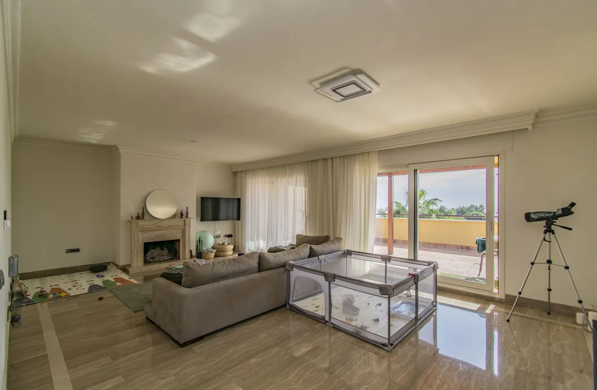 bfe4135c-0d8b-4fcd-bea9-ab2b3f7c2d9a