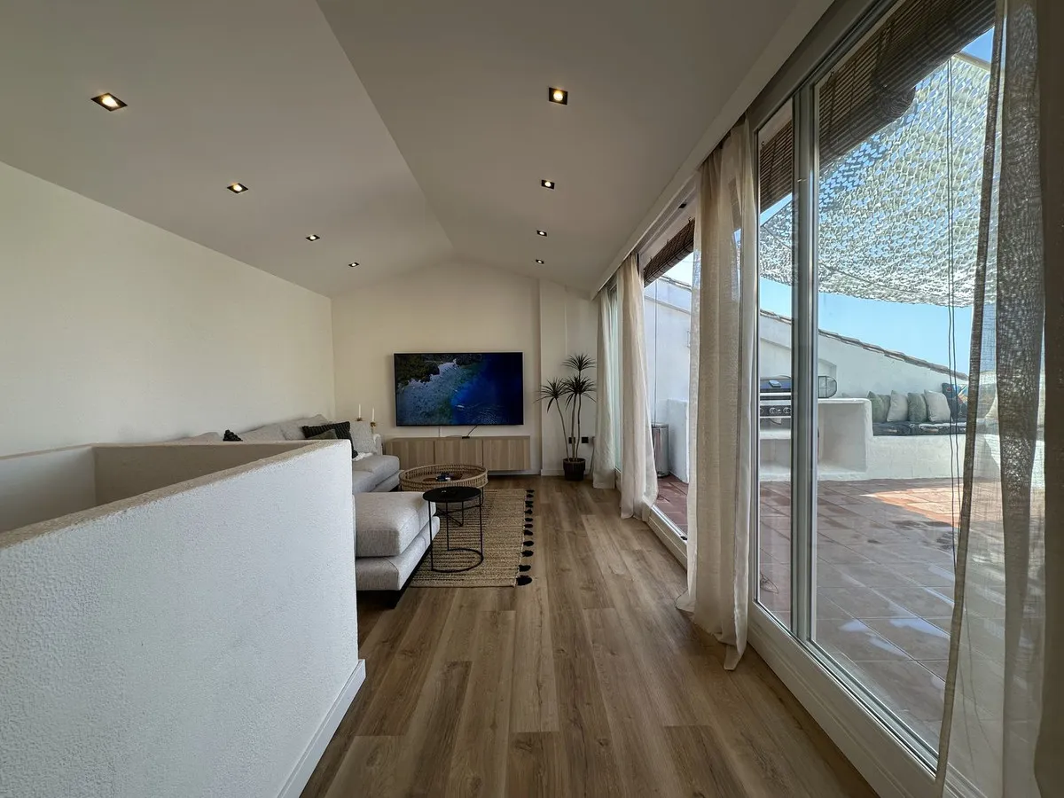 3ad8c9ac-d58e-408b-a346-dca59adb05cf