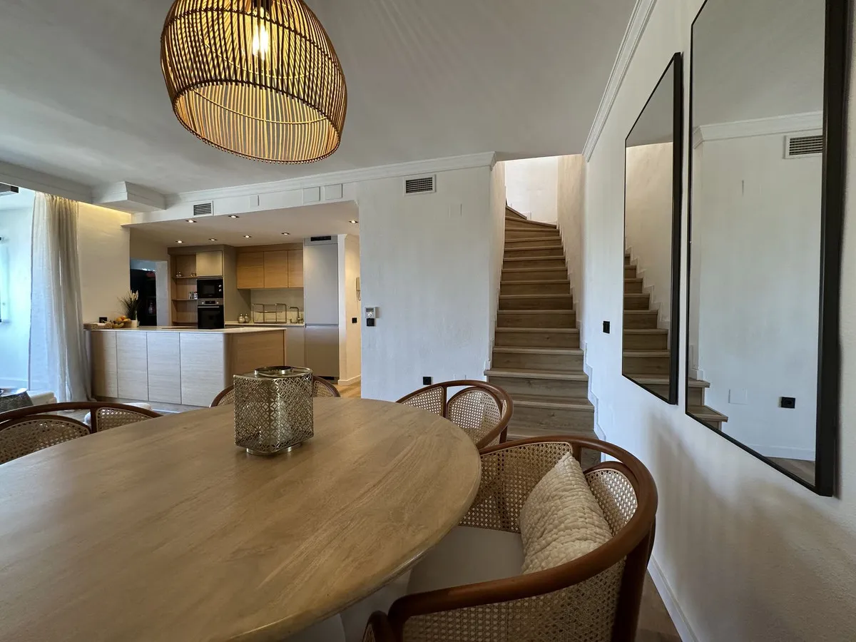 eef04d51-88b0-45f8-9233-2230fd823821