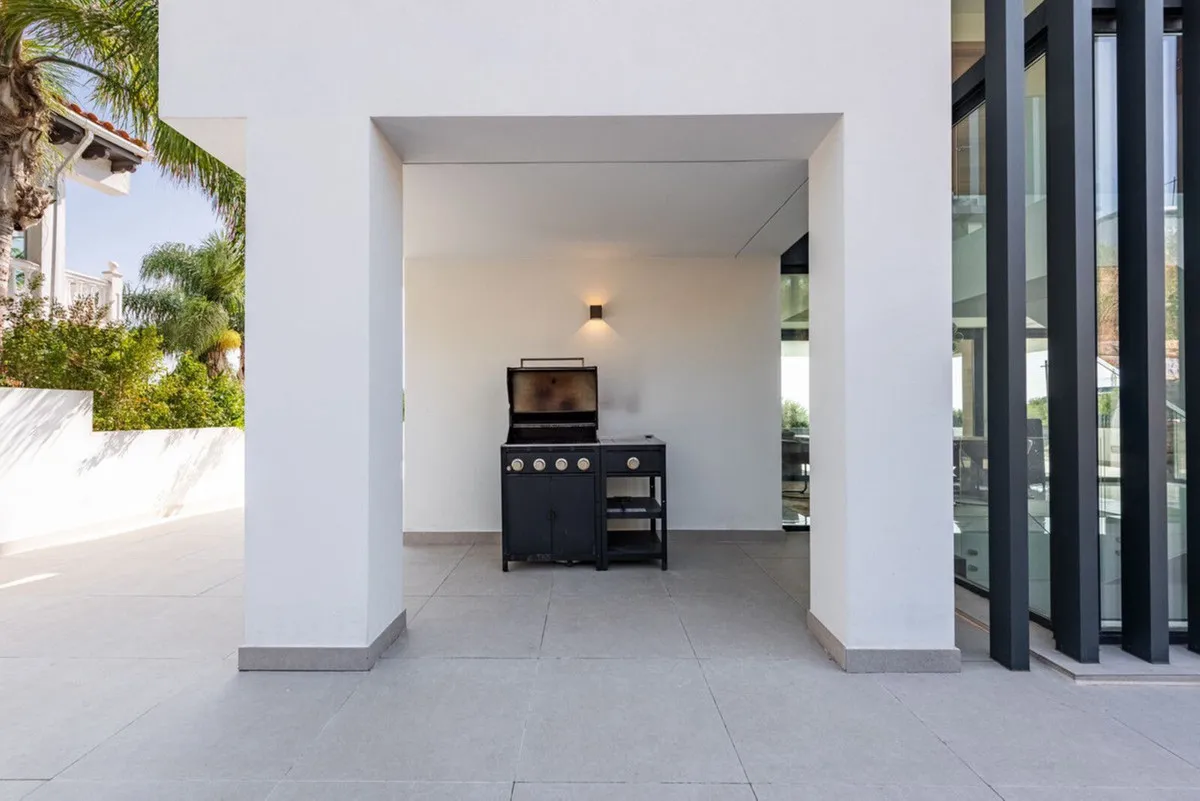 47e983eb-79fb-4b27-82bd-d306ecd13e4c