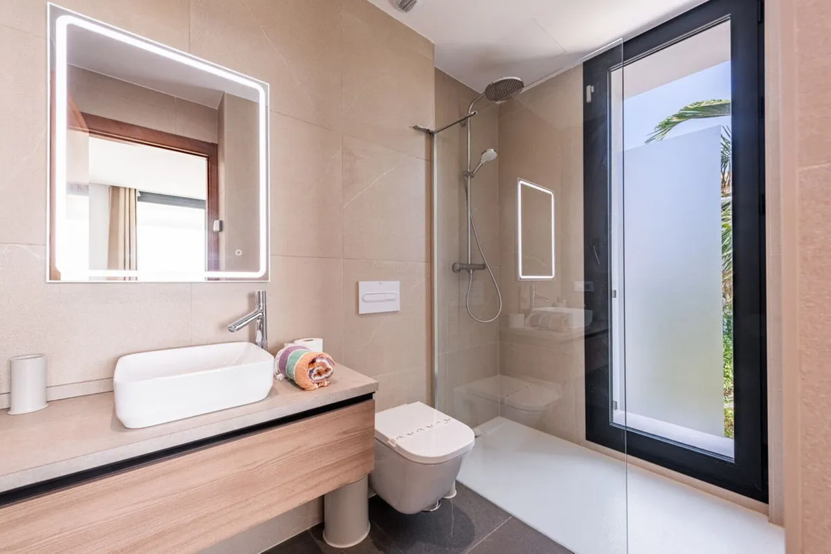 49110b8d-e754-44a6-98f0-a104e67f3220