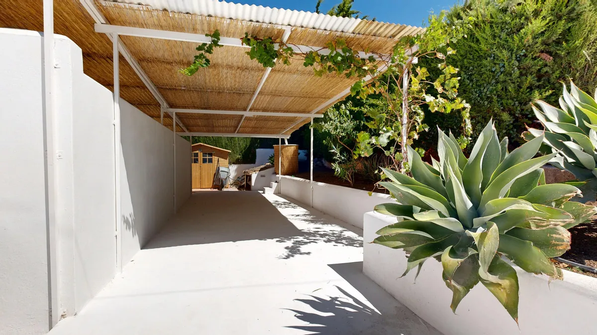 8622928b-4944-4c6a-9479-9b47f6152d7a