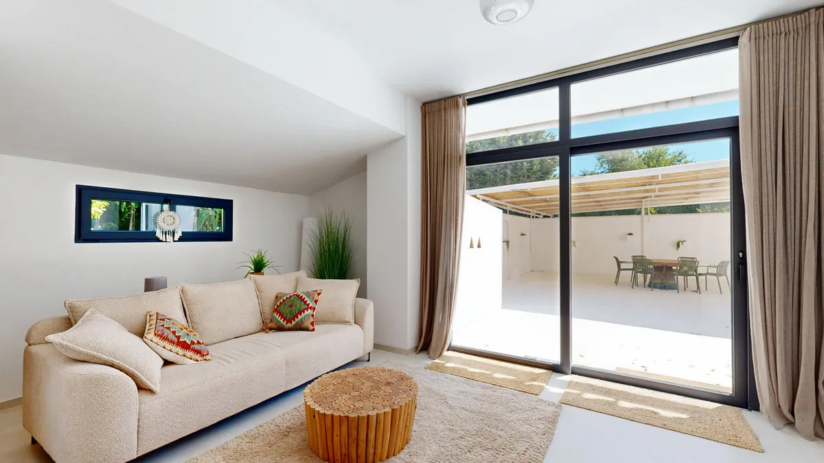 be055b7a-0539-4282-b86e-aefe790791c0