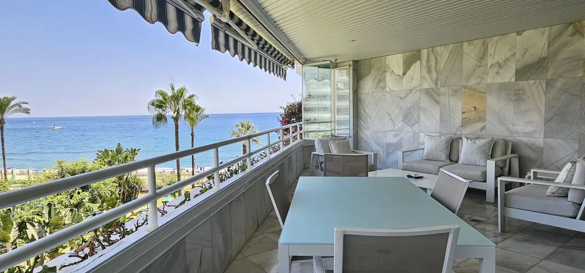 53661010-cb3a-494f-beea-4350b3e0cd9b