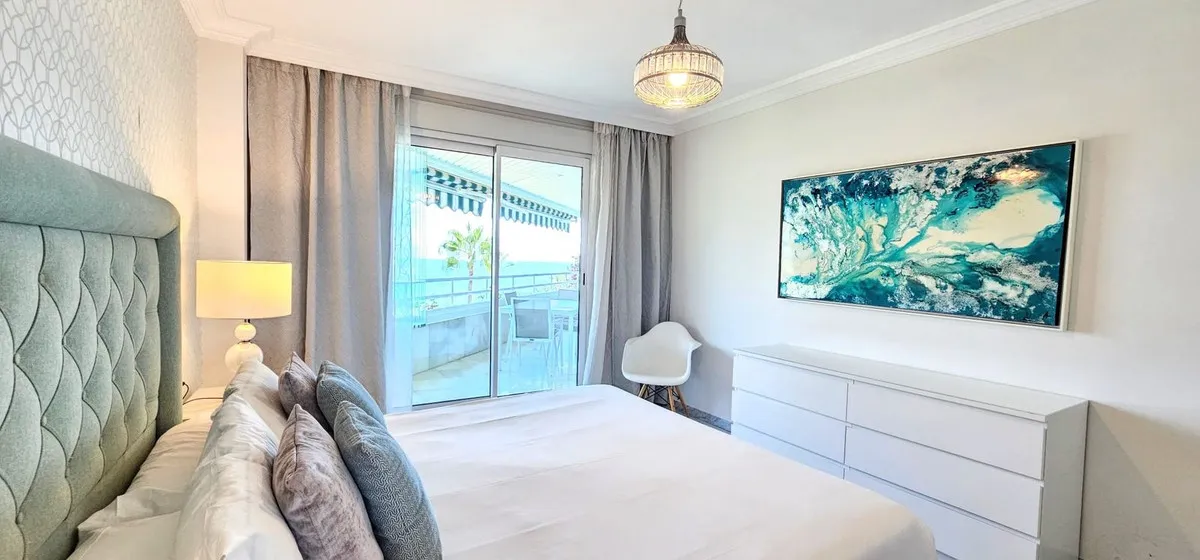 586472f2-3e83-4904-907c-d37190c1d929