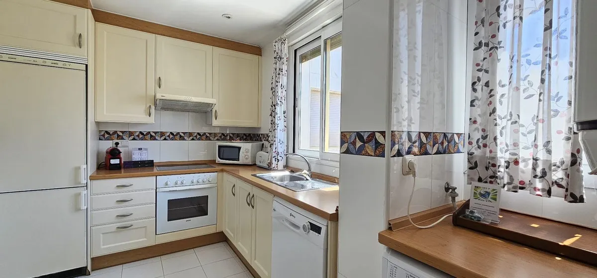 dedc05bf-0cf3-4618-b43c-2b56f9bcf89c