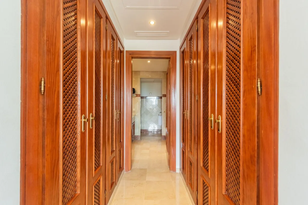 04b24877-3dbc-44aa-8ce3-b4a2c11d7522