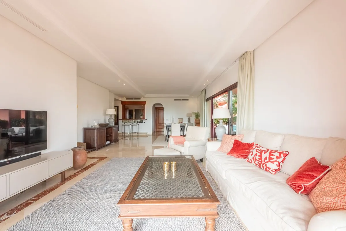 136f2960-19d2-4ac9-b137-0009e846add4