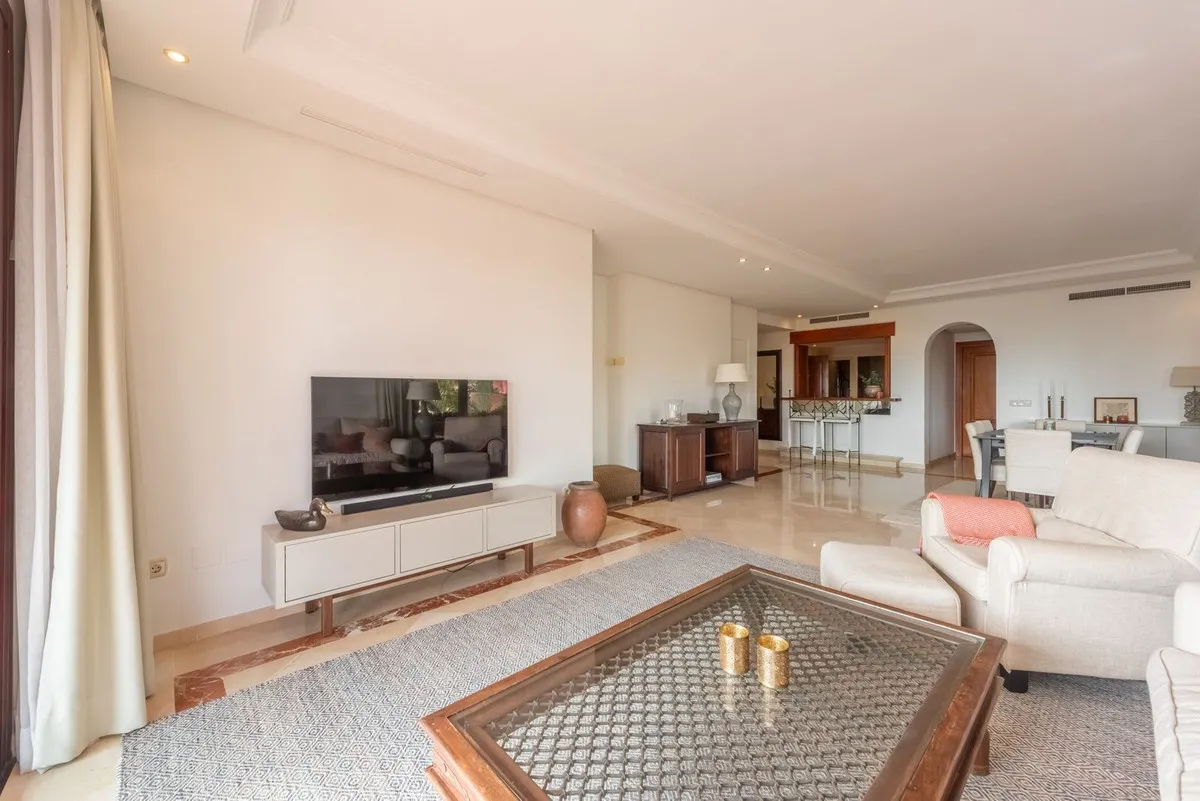 349e356e-1278-430e-8a50-b3f33f8e670d