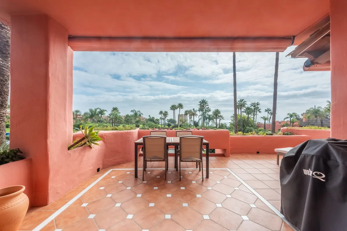 93dd25fb-3e5b-4680-bc04-772df571e2db