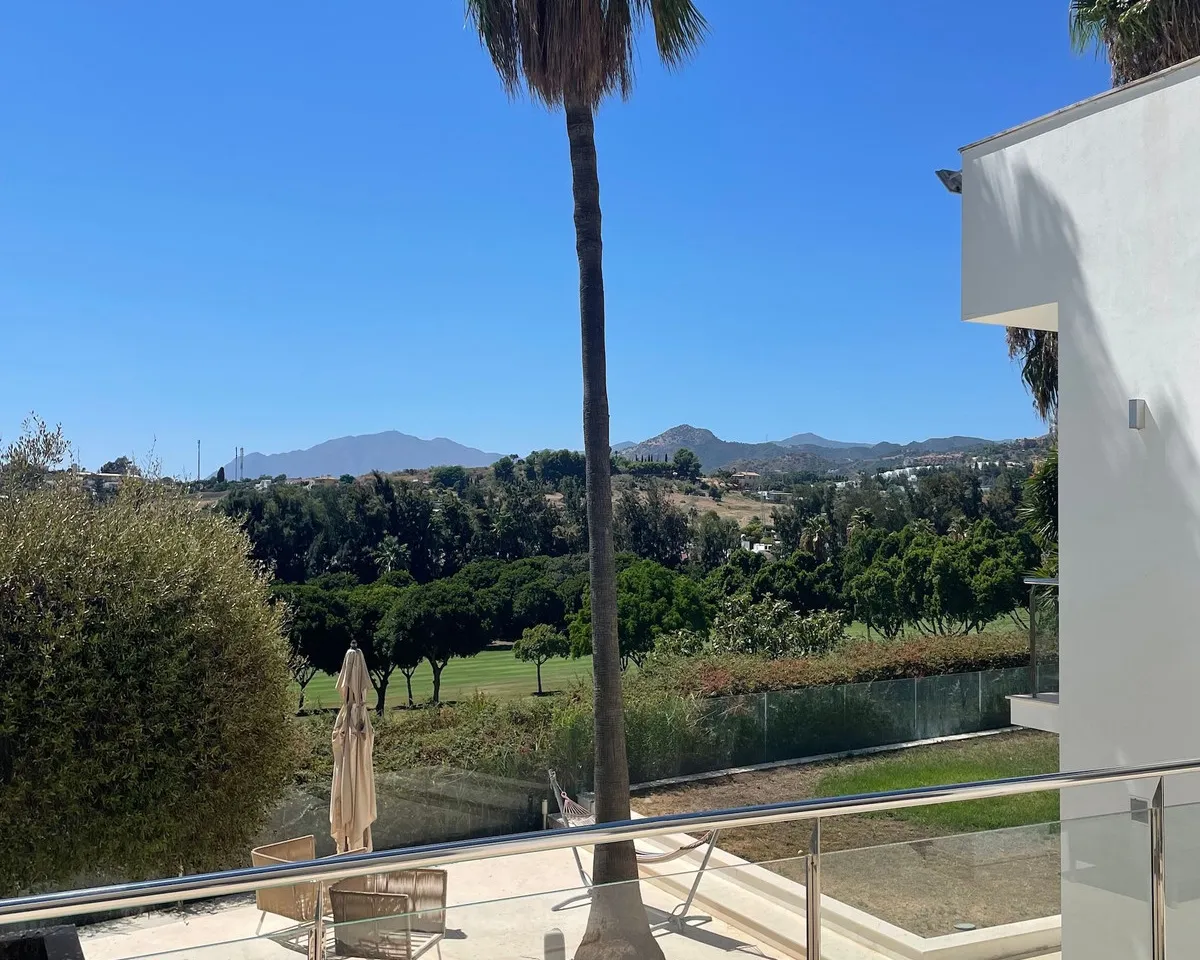 3ba26981-e239-4d3f-9f1f-9dab1a5976fd