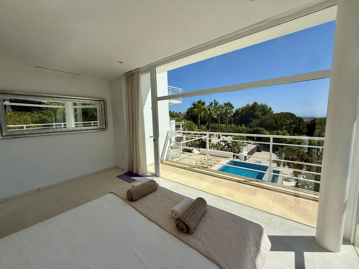 665f971a-c876-4e85-bf20-2b4bdbda8f9d