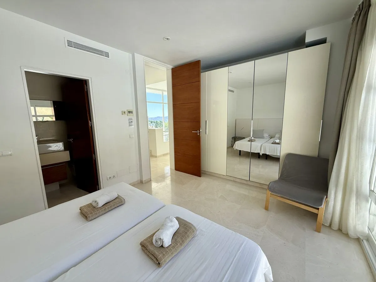 b8a90d43-b14a-4858-b59a-a2f49cd88fe3