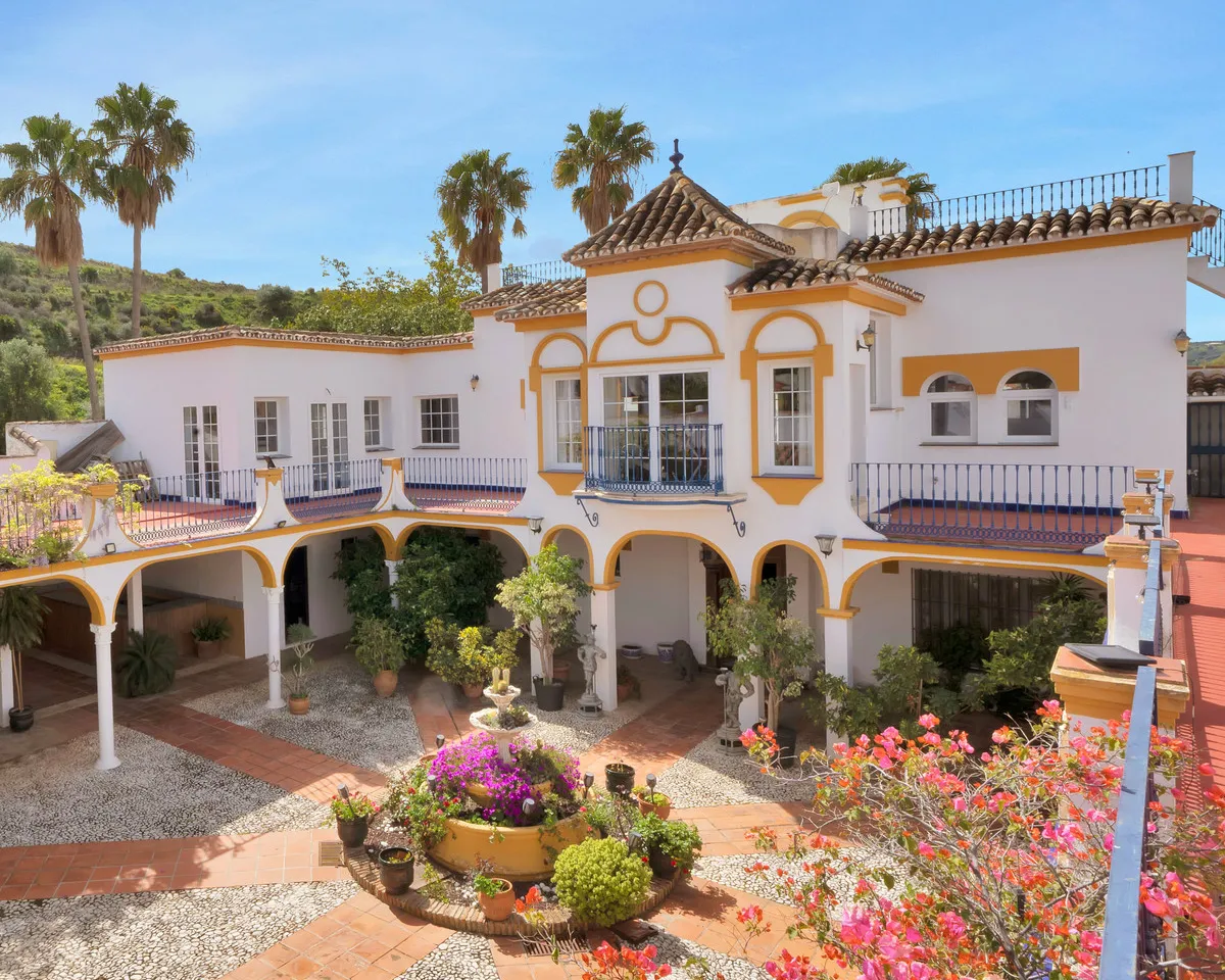 54fd9fce-9128-4421-a08e-b4689d9c0cf3