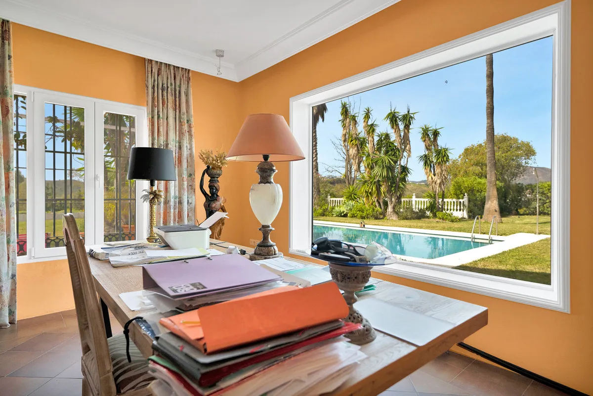 a1c0e7b5-85a8-41de-9dba-e0febd7c5196