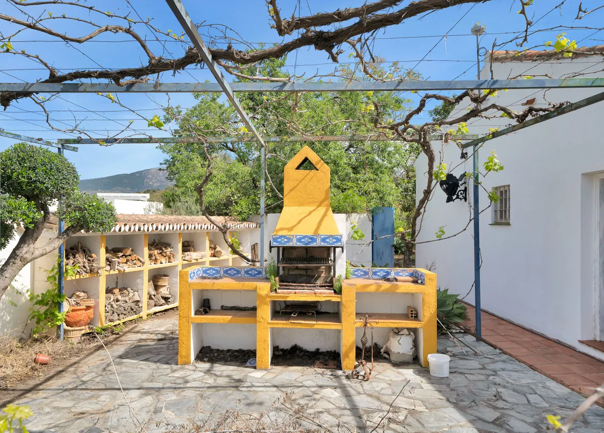 ea95847b-8061-4397-9400-7c69d1bb38be