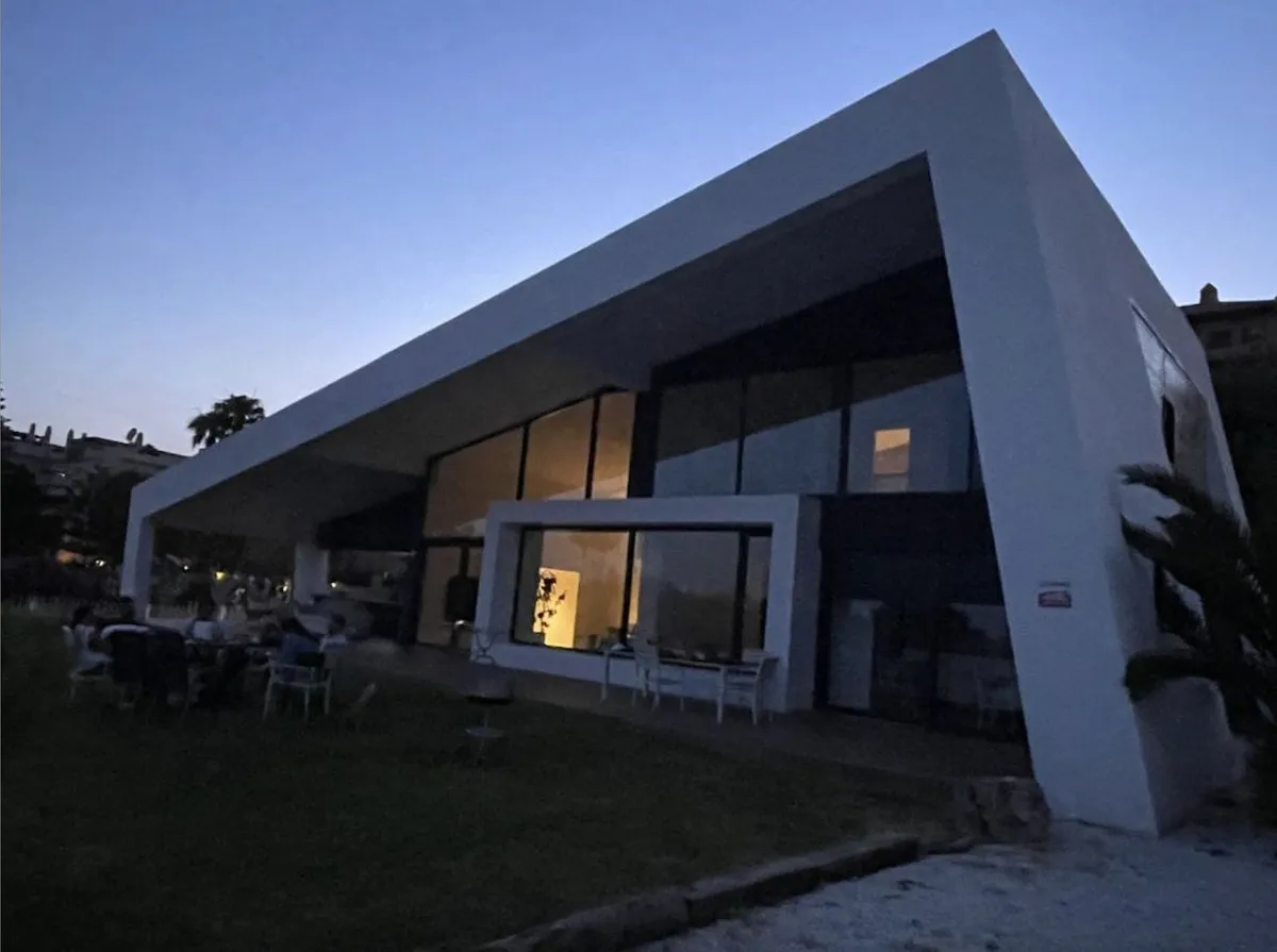 1eb6fa6e-cc2e-4997-98c2-9d209099d610