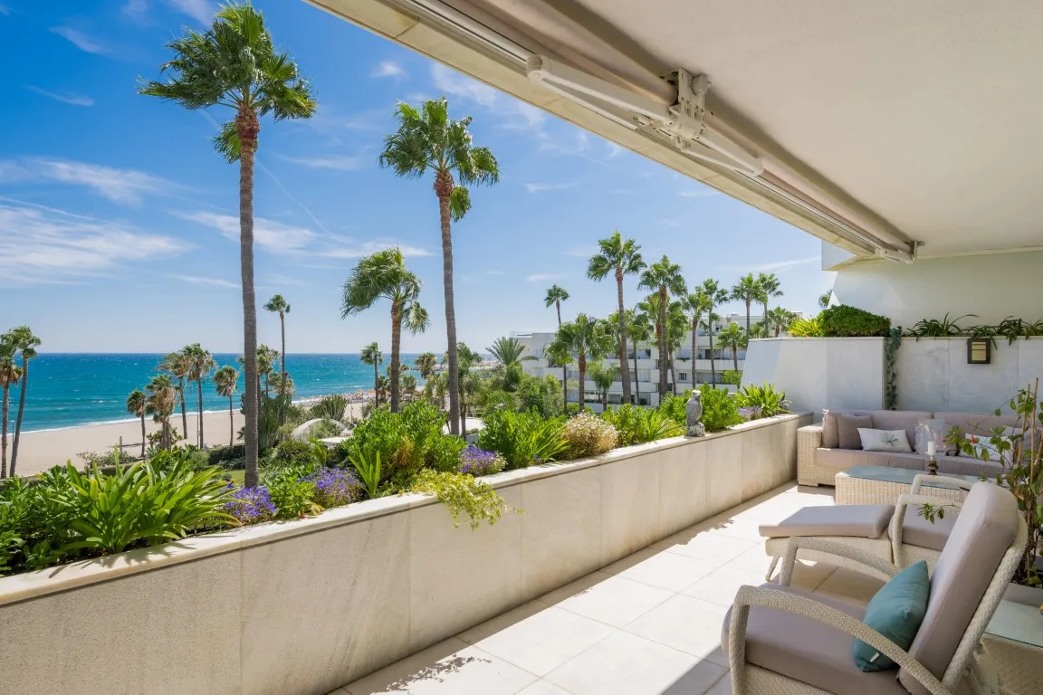 a7ce4edc-53c6-4fcb-b2a6-cf0e31b89203