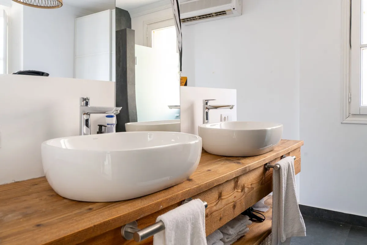 19fed68f-89f0-405d-8983-5d34203c3d94