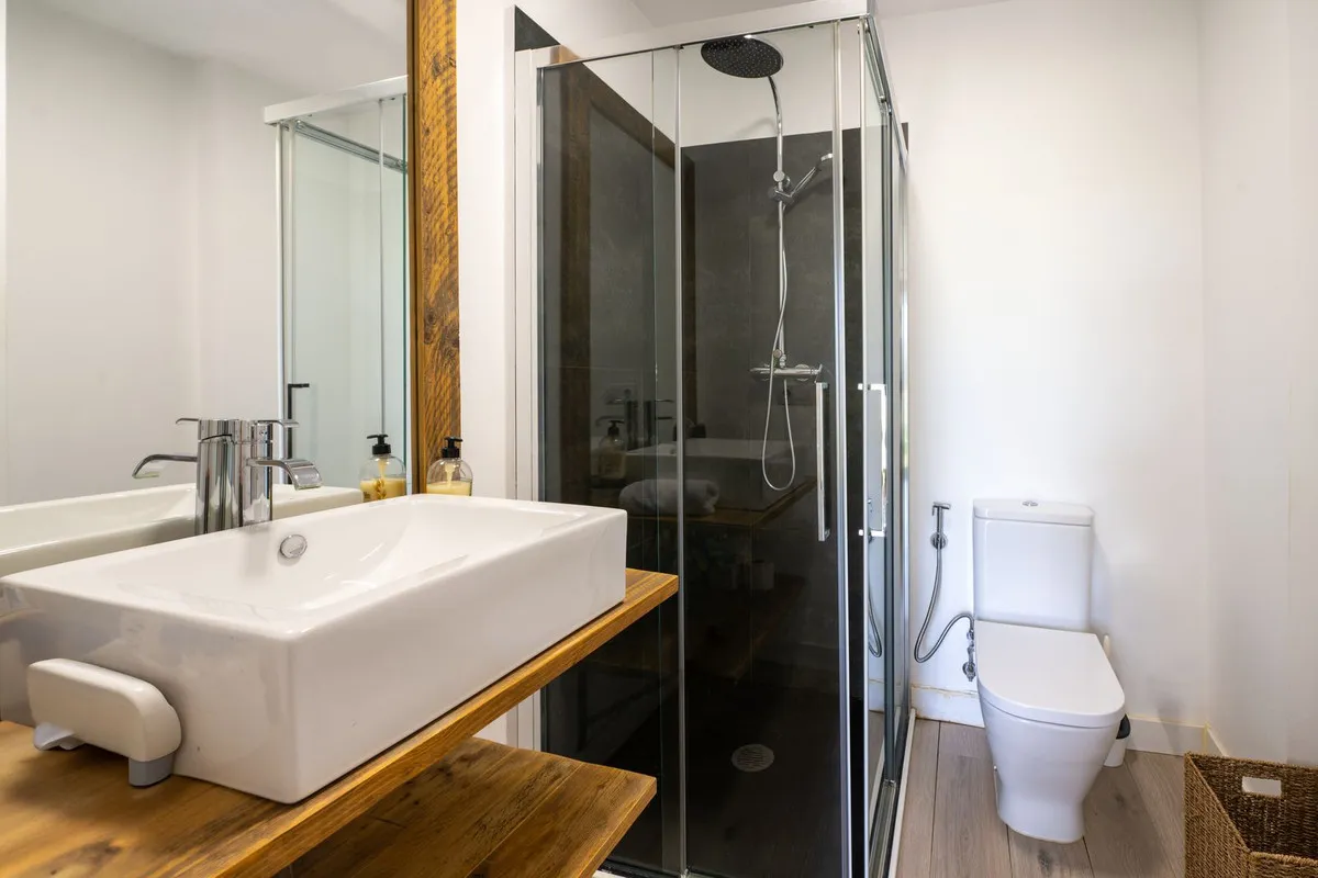 5d355324-8ff5-4c97-a482-6dabd6ce991a